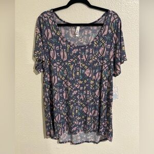 LuLaRoe NWT Classic T Women’s XXL-slinky-Geometric Floral Print!  Poly/Rayon